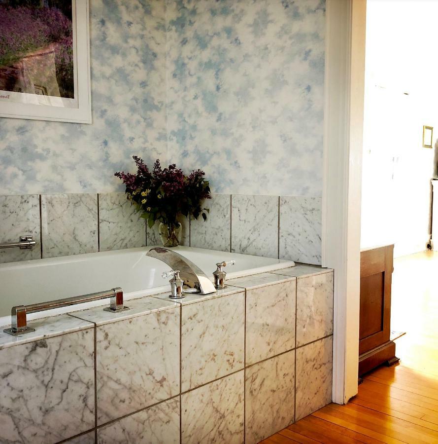 Harbor Hill House Hotel Bayfield Buitenkant foto